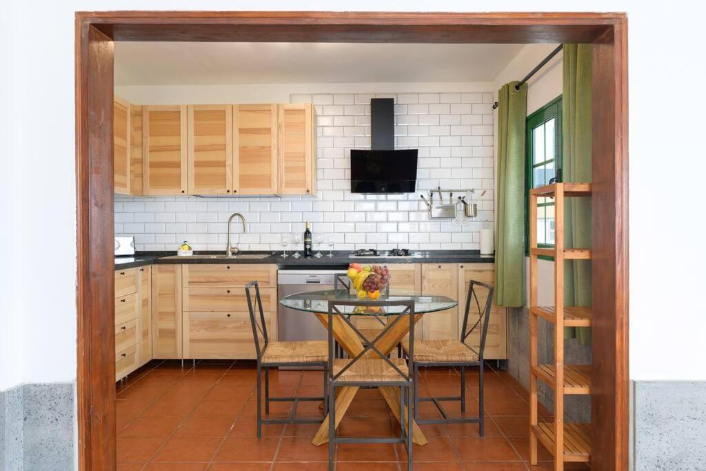 Hermosa Casa Vacacional, Muy Cerca A La Playa. Guatiza エクステリア 写真